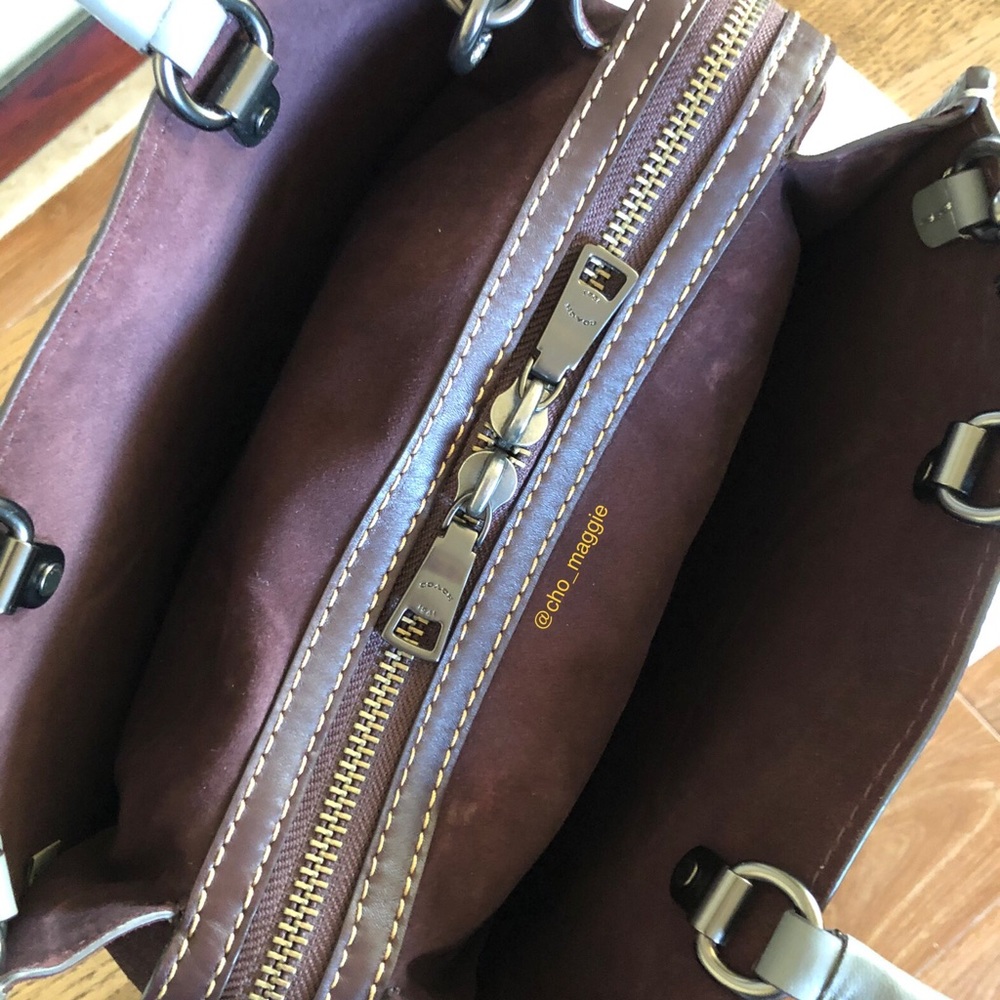 Coach Gray Leather Shoulder Bag - Picture 5 of 6